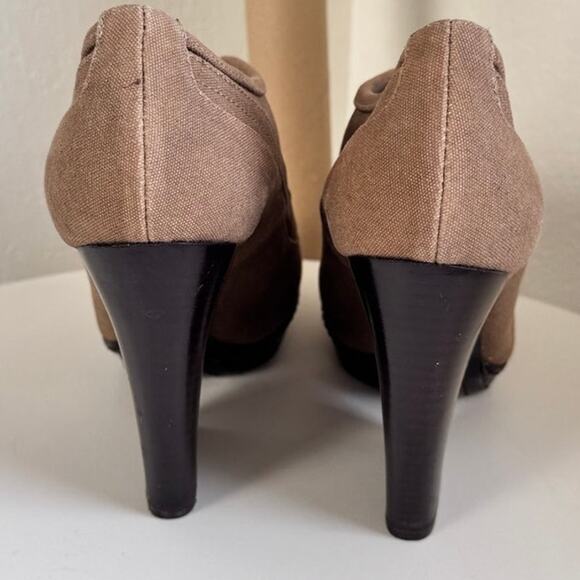 Dries Van Noten Beige Canvas Ankle Booties Size 37.5 / Size 7 (US) - Picture 4 of 6